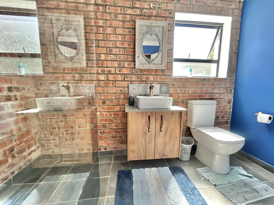 3 Bedroom Property for Sale in Paradise Beach Eastern Cape